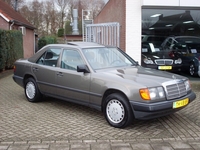 Auto Veugen - MERCEDES 300 E 4-MATIC AUTOMAAT